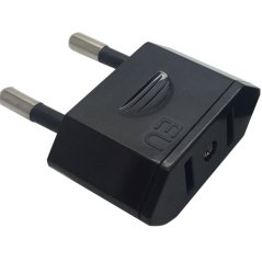 Kvalitní redukce 110V - 220V 6A 4.0mm