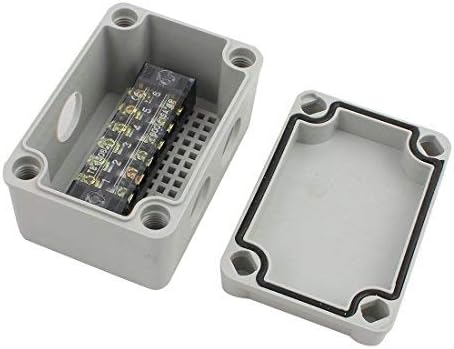 Plastic waterproof junction box