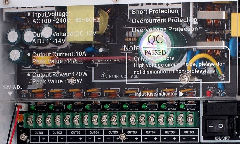 RGB-1210-09C Impulsní napájecí zdroj, 12V DC, 9 portů, 10A