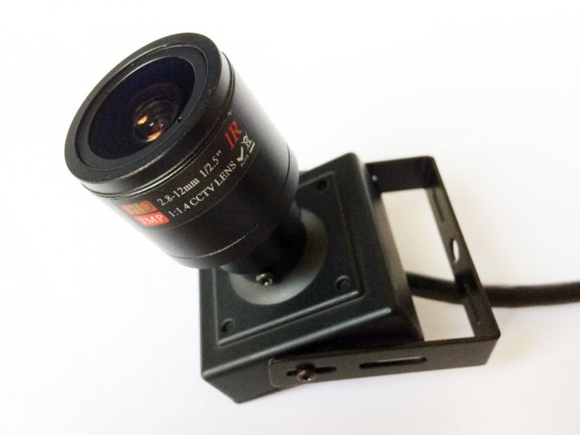 TOP-201-V P2P IP mini kamera s varifokálními objektivy