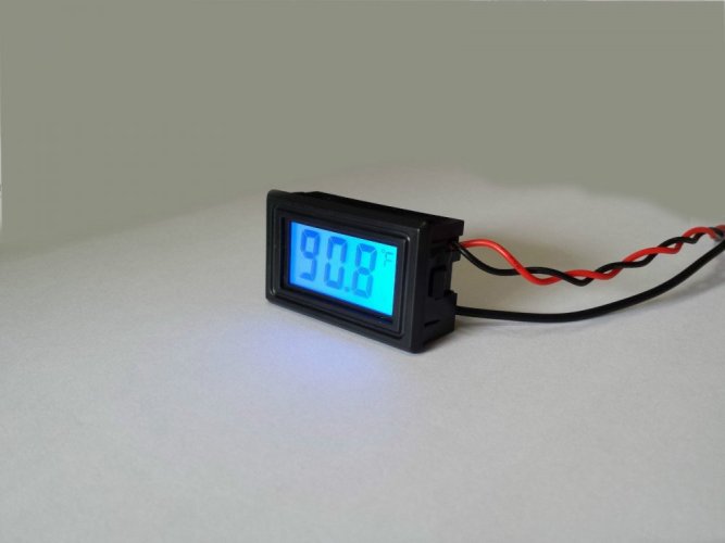 DX-M12 Vestavný digitální teploměr do auta