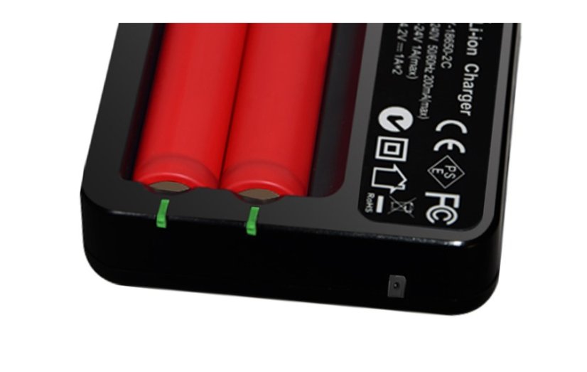 Dvojitá nabíječka pro baterie 18650 - 2C 3,6V/3,7V