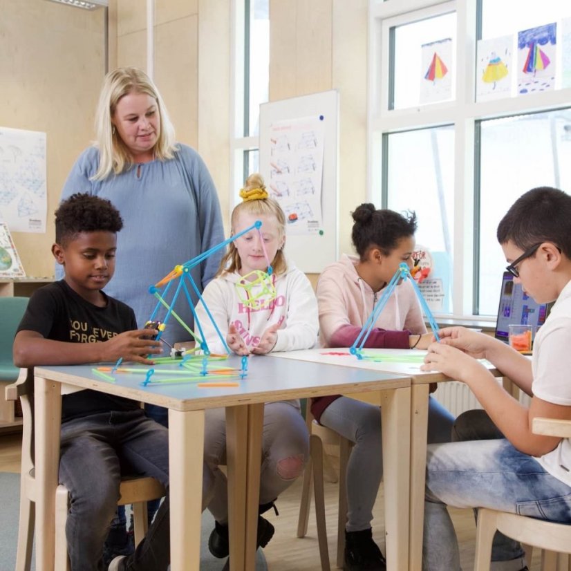 SBE-SB1-EN-V1 Robotics Inventions Kit for micro:bit