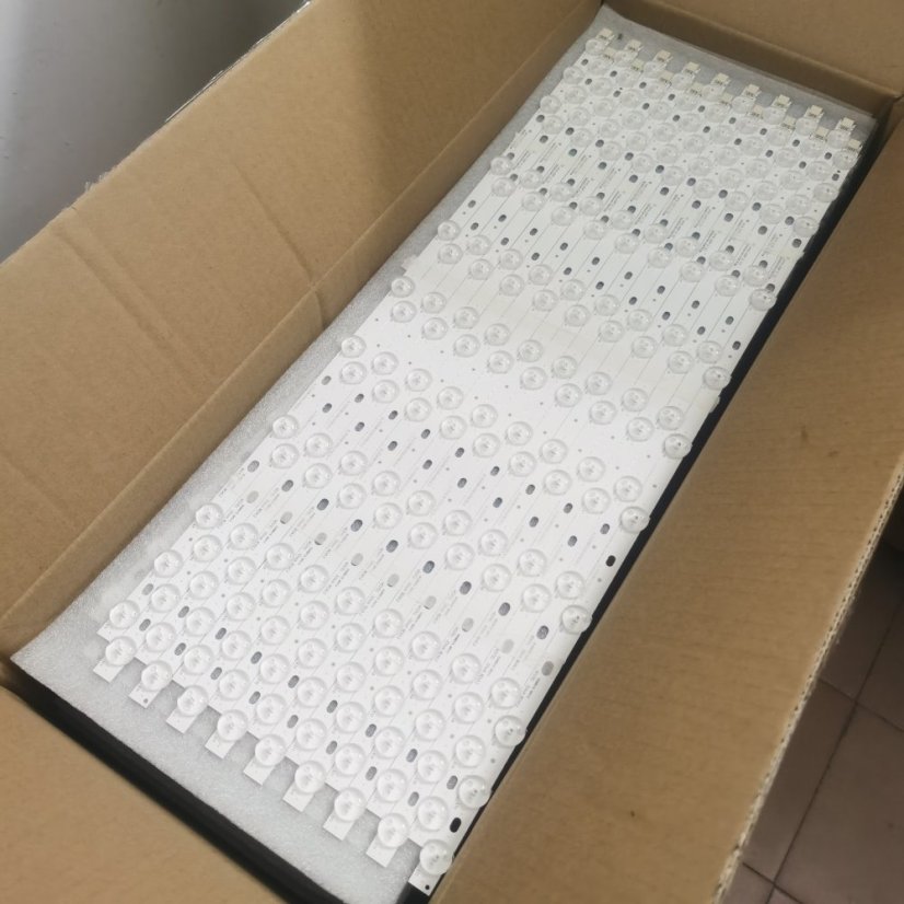 JL.D320B1235-078CS-C VESTEL 32" LED podsvícená lišta - 11 LED, 2ks