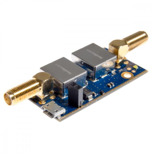 Nooelec SAWbird+ prémiový SAW filtr s LNA modulem