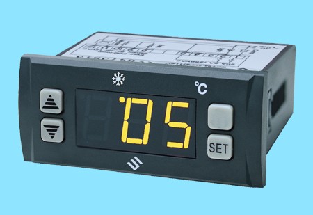 SF-101B 220V/30A - Elektronický termostat pro chlazení a vytápění