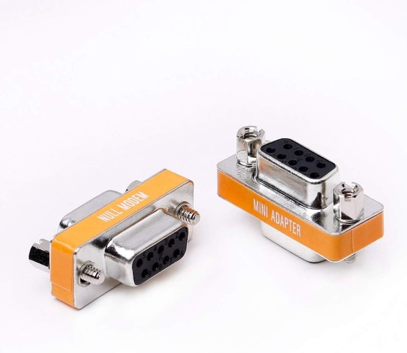 DB9 Null Modem Adaptér - Konektor RS232