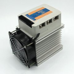 Trojfázový solid state regulátor napätia 380V