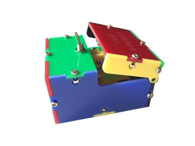 GAP-045 Zbytečná Krabička DIY - Barva: Černá