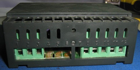 ED681 0-999°C 220V/10A Univerzální regulátor teploty pro vytápění