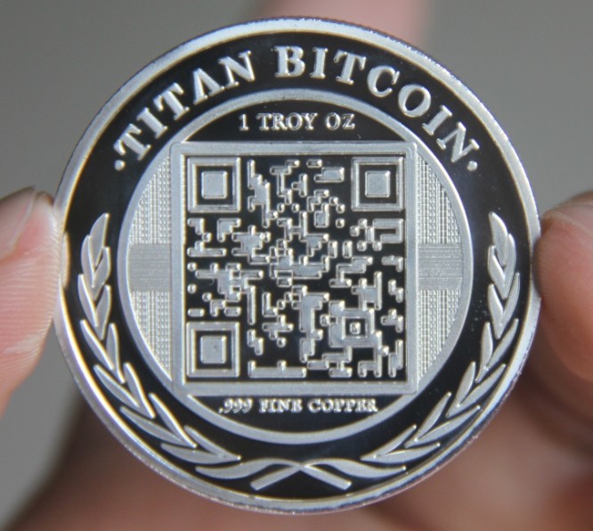 Stříbrná mince Bitcoin TITAN 40mm