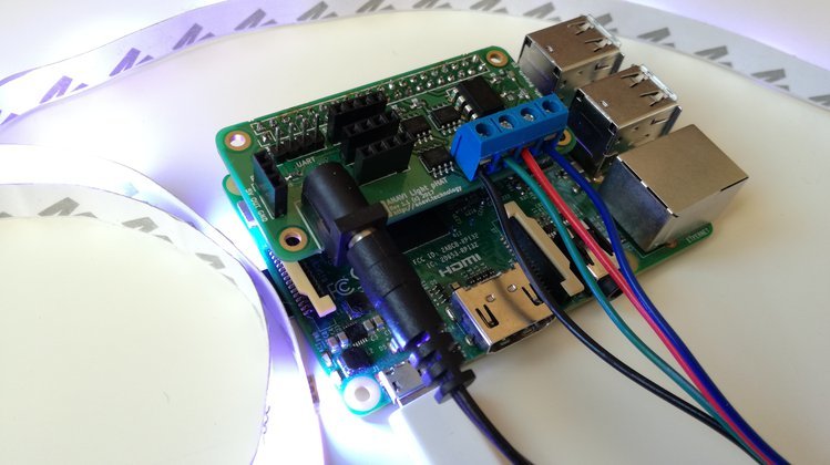 ANAVI Light pHAT - Ovládejte svůj RGB LED pásek