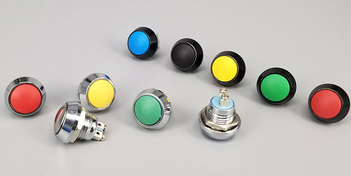 12mm, 3A, IP66, button switch – soldering - Color: Green, Material: Brass