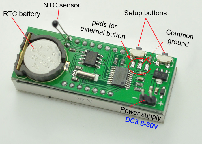 SMA-42 3v1 Vestavný digitální teploměr, hodiny a voltmetr do auta