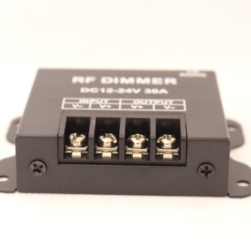 Dálkový stmívač dimmer 30A LED RF pro 12-24V