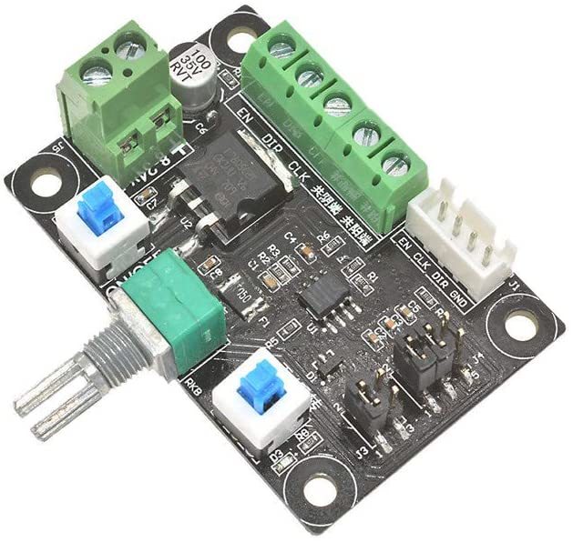 PWM generátor signálu pro krokové motory - Řídicí modul OSC v1.0