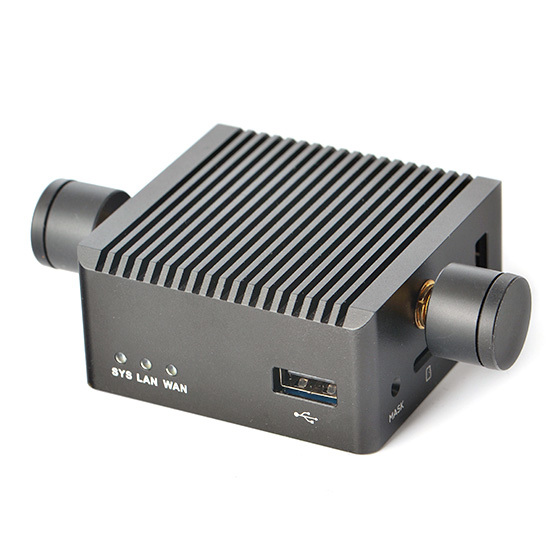 NanoPi R2S Plus Combo w/ krabicí