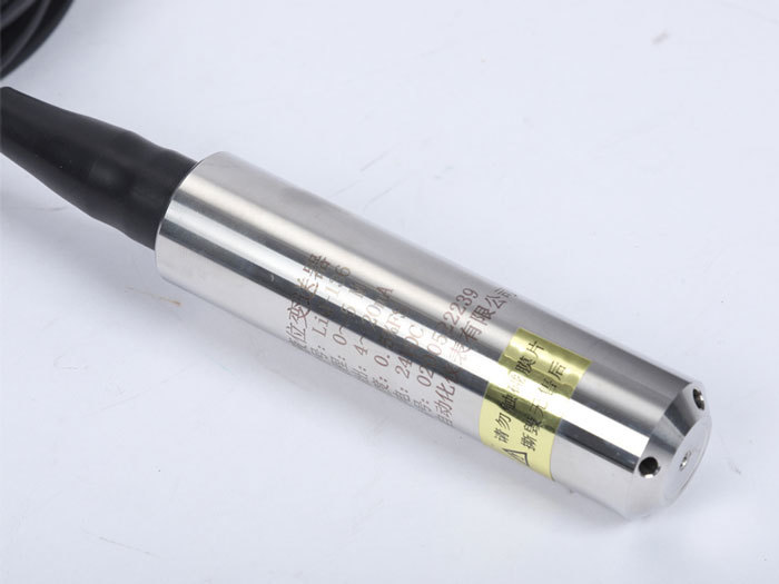 Hydrostatická hladinová sonda 4-20mA pro měření hladiny kapaliny - Délka: 10m