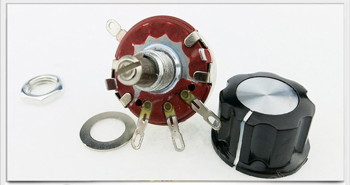 WH118-1A XH2.54 3P Lineární Potenciometr 47k