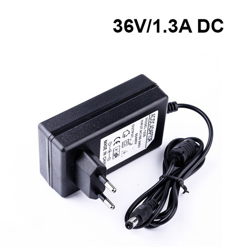 YU3613 DC 36V/1.3A/45W 5.5x2.5mm Univerzální Napájecí Zdroj CE