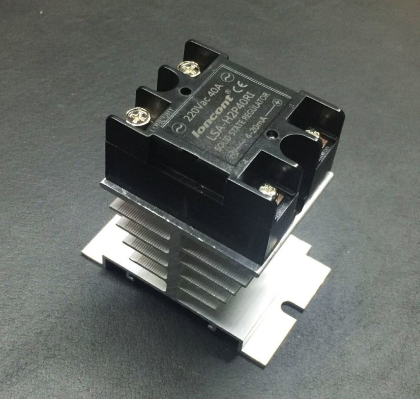 Jednofázový solid state AC regulátor napětí 220V