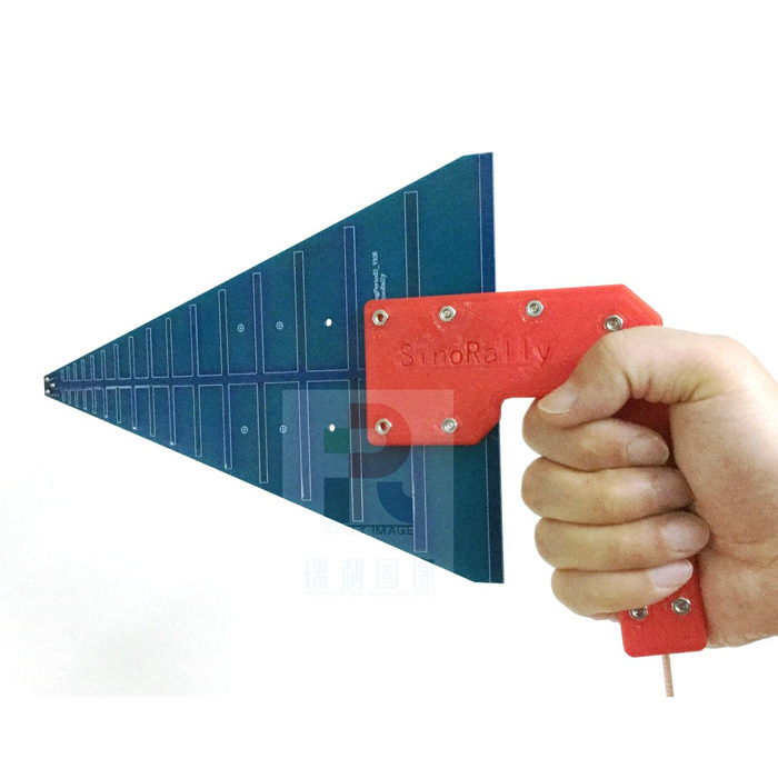 UWB Wifi Directional Antenna 800MHz-6GHz