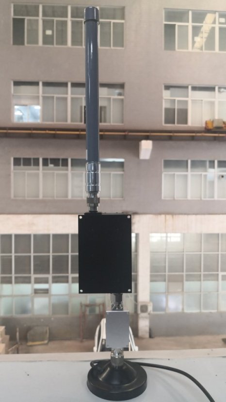 YR-CF-868 868Mhz dutinový filtr