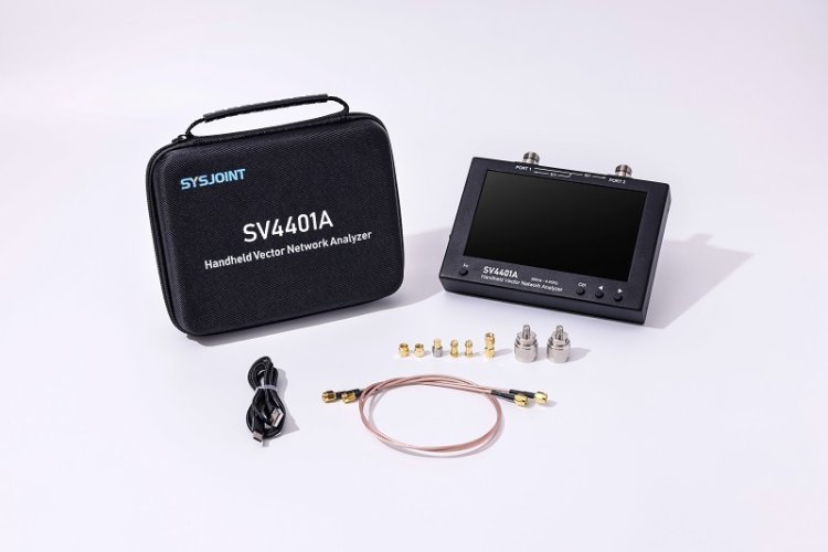SV4401A 4.4G VNA s kapacitní dotykovou obrazovkou
