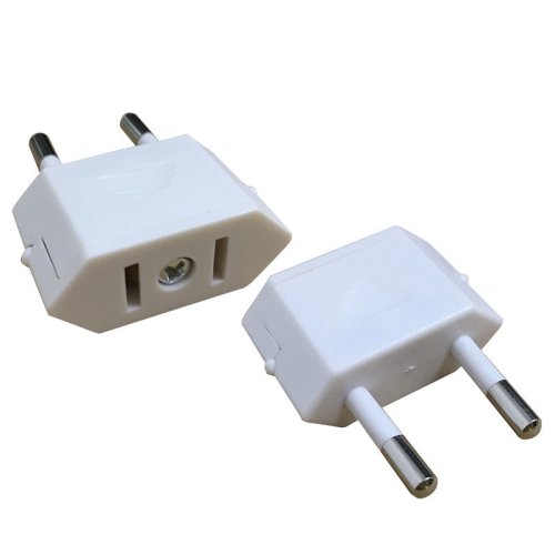 Kvalitní redukce 110V - 220V 6A 4.0mm