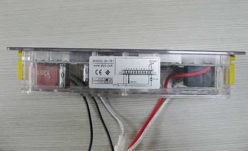 SF-781 12V/30A - Elektronický termostat pro chlazení a mražení