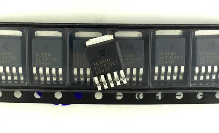 XL7015 0.8A 80V 150KHz Buck DC-DC měnič TO-252-5 XL7015E1