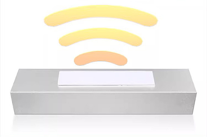 UHF RFID 915MHZ ISO 18000-6C proti kovům PET nálepka