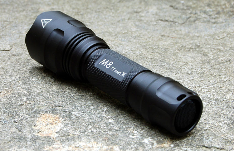 Powerful Jaxman M8 Flashlight with Nichia LED Chip