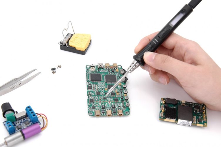 Mini TS80P Digitální programovatelná pájecí stanice