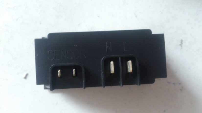 Vestavný digitální teploměr SF-200 220V