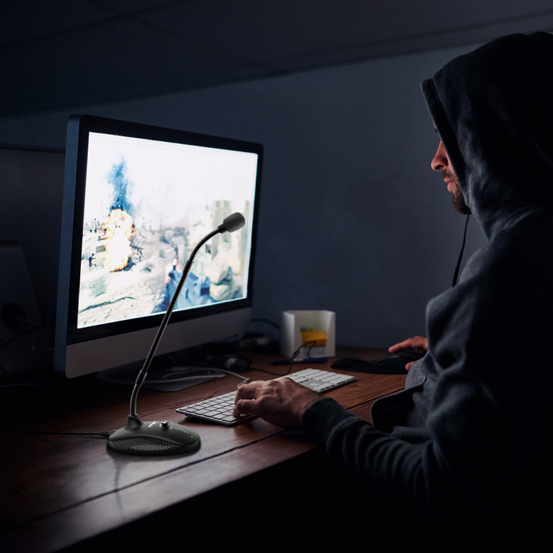 K052 USB mikrofon k PC se stojánkem – kvalitní zvuk pro online hry a streamování