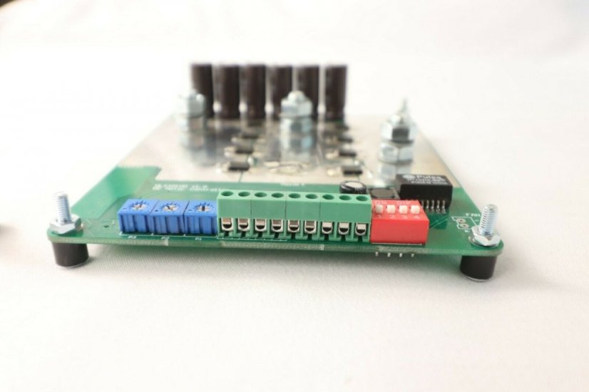 HLX40100 10-40V 100A PWM regulátor otáček pro DC motory