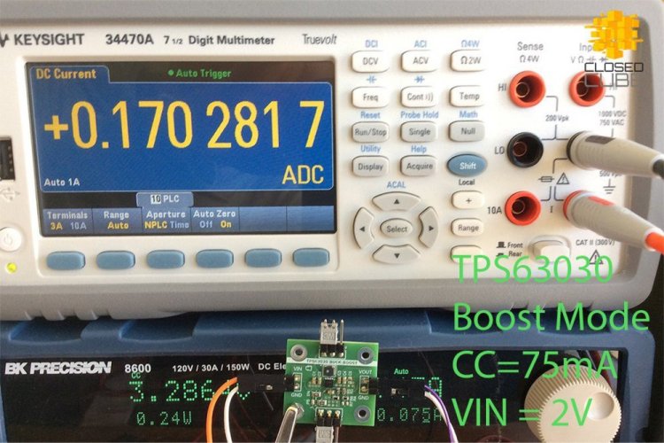 TPS63030 spínací Buck-Boost regulátor s až 96% účinností