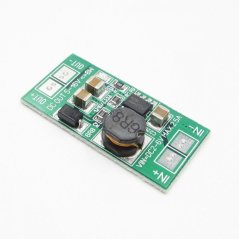 Miniaturní DC/DC step-up měnič 2V-6.5V na 12V
